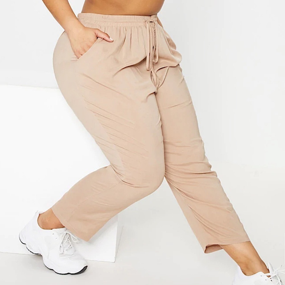 NWT PrettyLittleThing Plus Stone Casual Cropped Pants XXXL